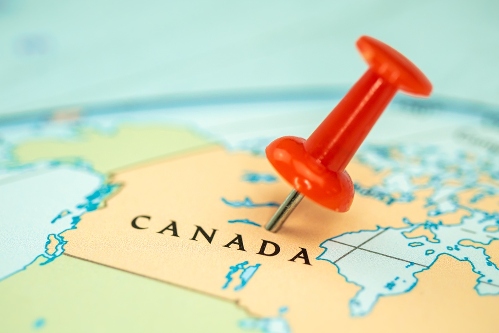 Location Canada, map with red push pin pointing close-up, North America